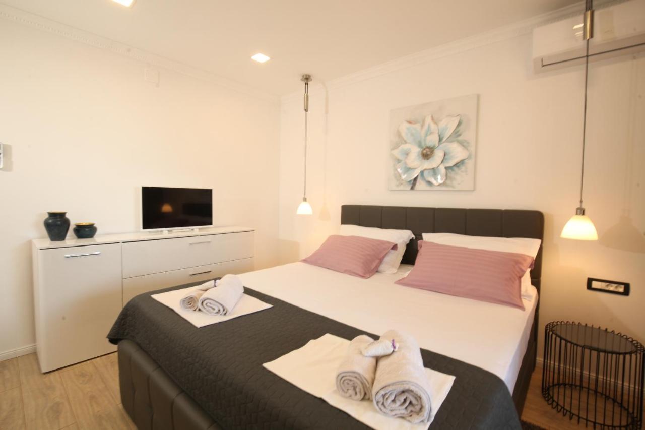 Luxurious Seaview Apartment Sibenik Exterior photo