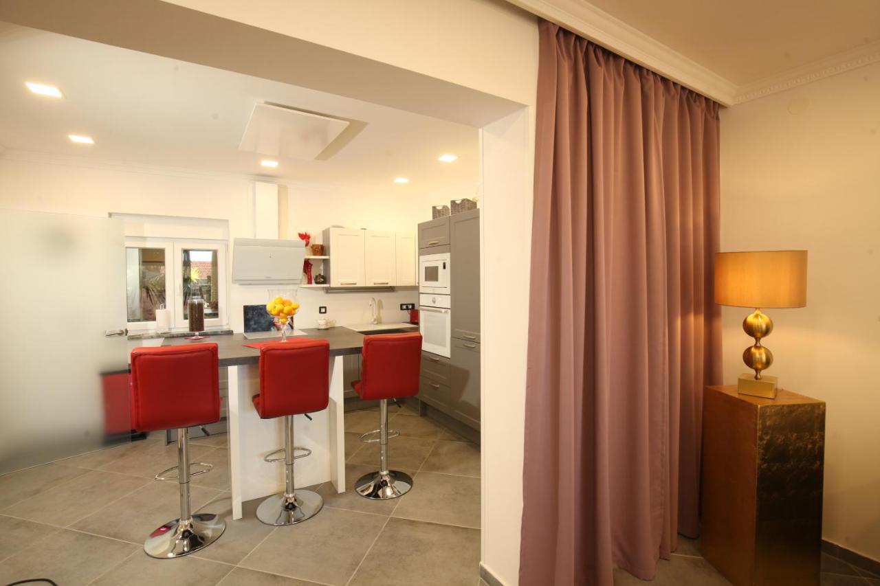 Luxurious Seaview Apartment Sibenik Exterior photo