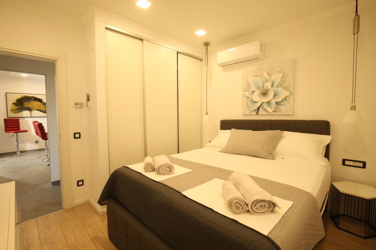 Luxurious Seaview Apartment Sibenik Exterior photo